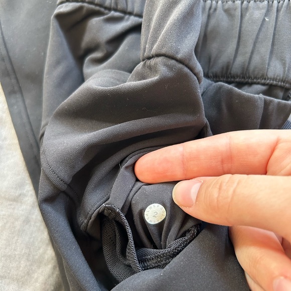 Lululemon On the Fly Pant - Picture 3 of 3